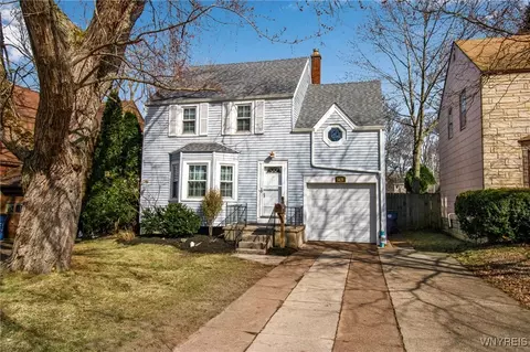 1421 Eggert Rd, Amherst, NY 14226