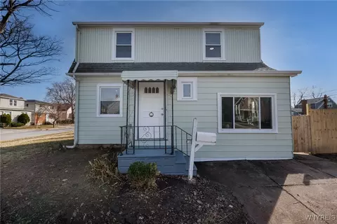 272 Heath Ter, Buffalo, NY 14223