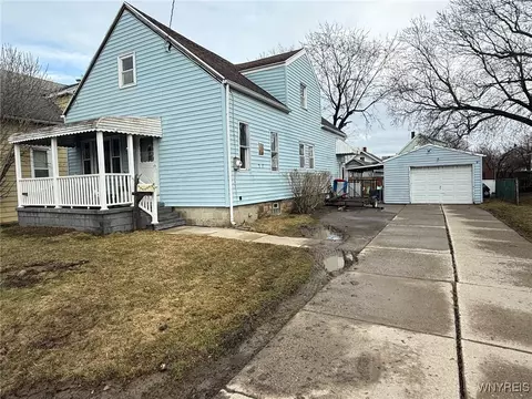 73 Klas Ave, West Seneca, NY 14224