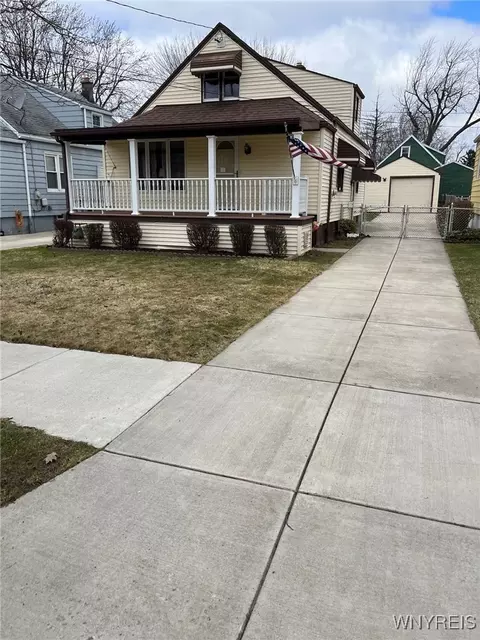 132 Cushing Pl, Buffalo, NY 14220