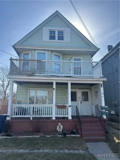 19 Oakdale Pl, Buffalo, NY 14210