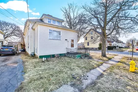116 Victory Ave, Lackawanna, NY 14218