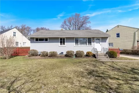 46 Murray Ter, Tonawanda, NY 14150