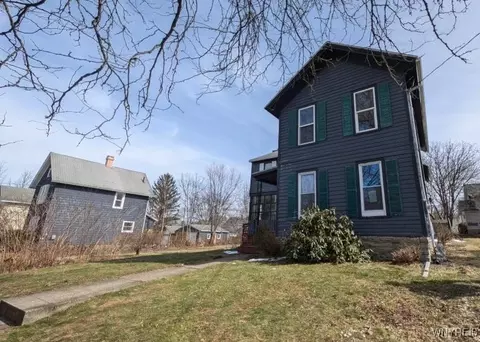 265 Prospect St, Jamestown, NY 14701