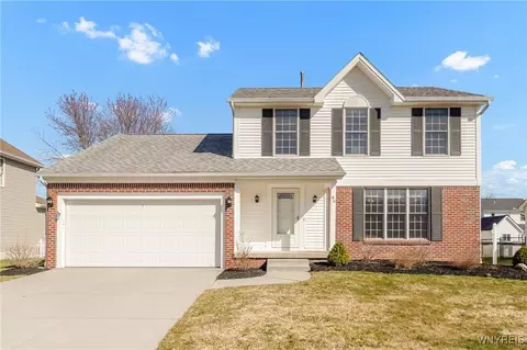 46 Trentwood, Lancaster, NY 14086