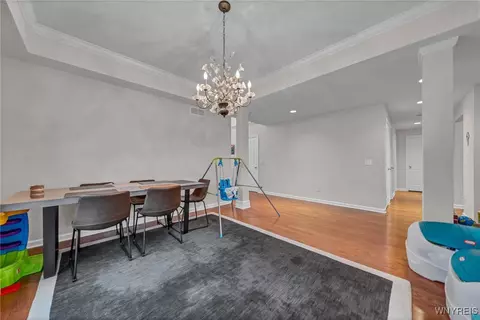 67 Mapleton Dr, Amherst, NY 14221 photo 9