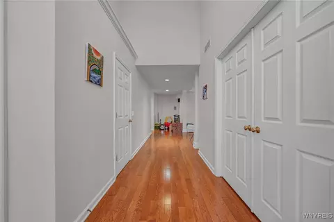 67 Mapleton Dr, Amherst, NY 14221 photo 4