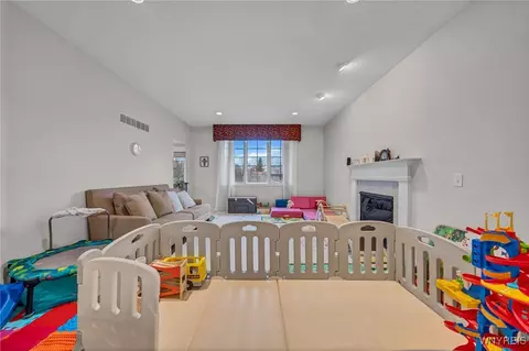 67 Mapleton Dr, Amherst, NY 14221 photo 19