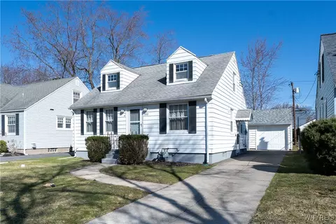 260 Thorncliff Rd, Buffalo, NY 14223
