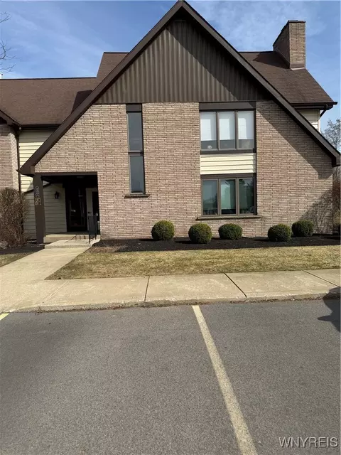 5303 Chestnut Ridge Rd #G, Orchard Park, NY 14127