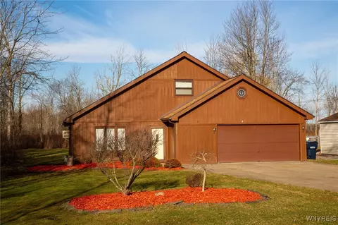 1076 Baseline Rd, Grand Island, NY 14072