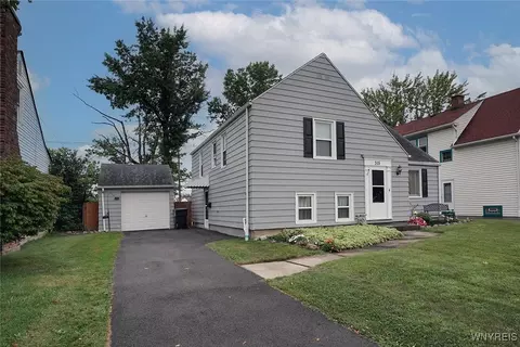 315 Nassau Ave, Kenmore, NY 14217