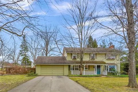 44 Dellwood Ave, Evans, NY 14006