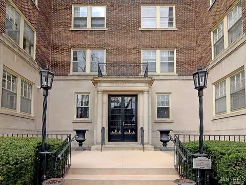83 Bryant Unit Apt 2c St, Buffalo, NY 14209