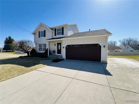 293 Crabapple Ln, Cheektowaga, NY 14227