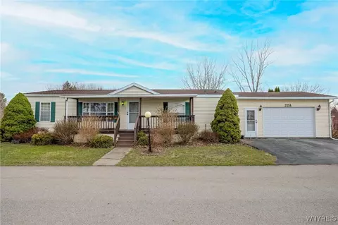 3233 Pratt Rd #A22, Batavia, NY 14020