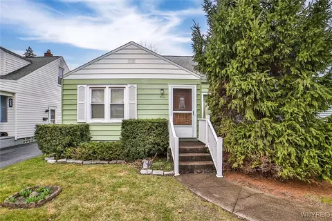 448 78th St, Niagara Falls, NY 14304
