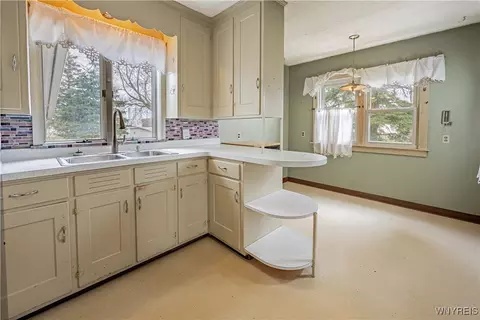 Kitchen - 2852 Hess Rd, Appleton, NY 14008 photo 1 of 2