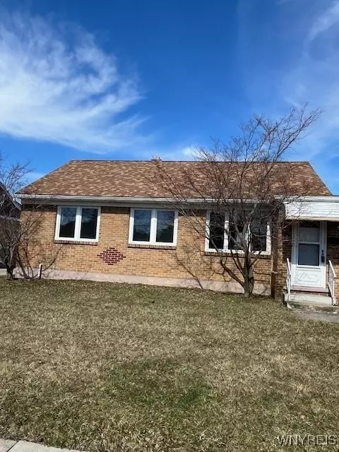 60 Seminole Pkwy, Cheektowaga, NY 14225