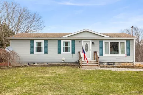 907 Vernal Rd, Middlebury, NY 14011