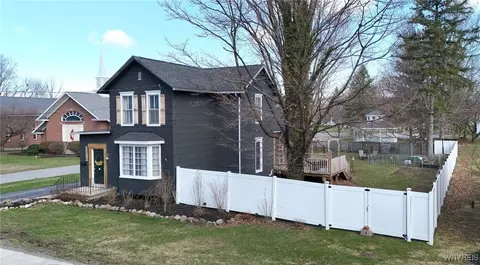 2826 E Church St, Eden, NY 14057