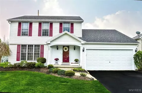 369 Seneca Pl, Lancaster, NY 14086
