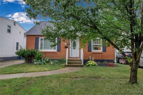1750 Eggert Rd, Amherst, NY 14226