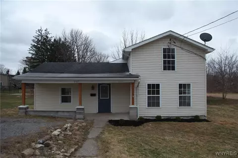 237 East Ave, Newstead, NY 14001