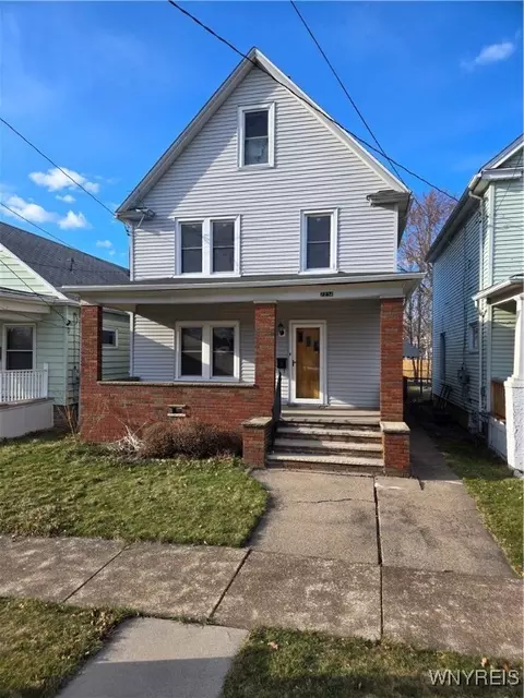 2234 Independence Ave, Niagara Falls, NY 14301