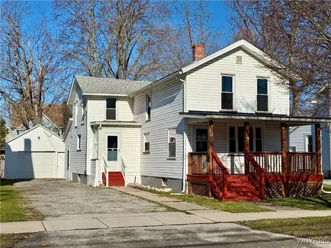 127 Summit St, Batavia, NY 14020