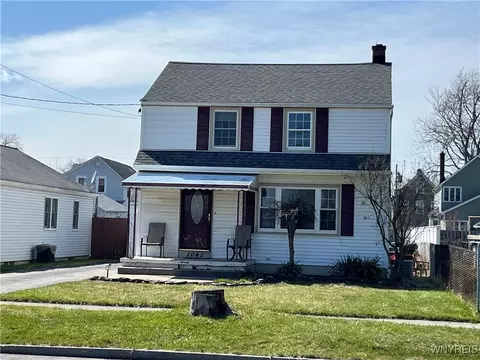 1042 93rd St, Niagara Falls, NY 14304