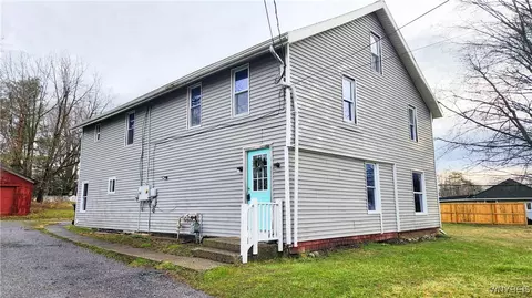 136 Pearl St, Batavia, NY 14020