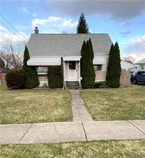 41 Linden St, Cheektowaga, NY 14206
