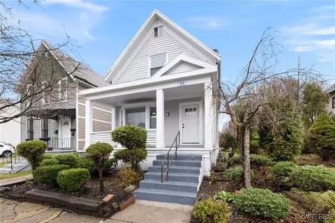 91 Southampton St, Buffalo, NY 14209