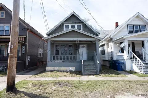 54 Freund St, Buffalo, NY 14211