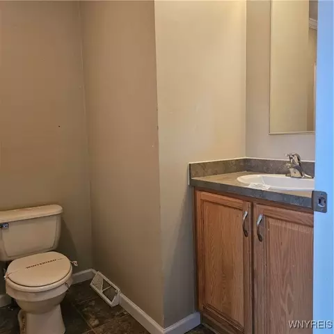 111 Grove St, Evans, NY 14006 photo 33
