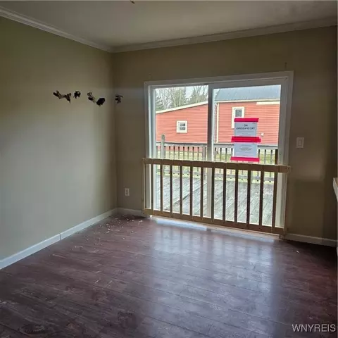 111 Grove St, Evans, NY 14006 photo 18