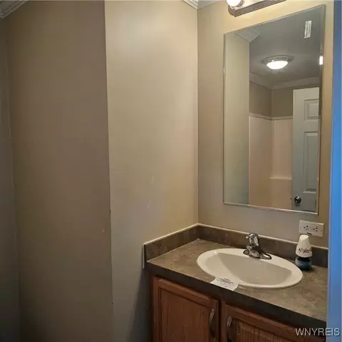 111 Grove St, Evans, NY 14006 photo 35
