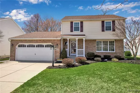 60 Whitney Pl, Cheektowaga, NY 14227
