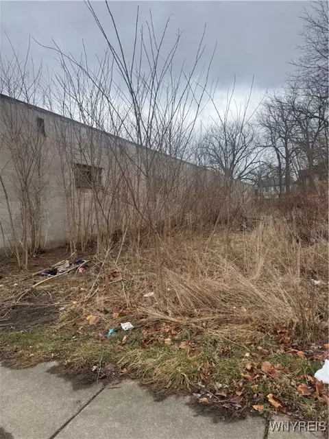 1023 Cleveland Ave, Niagara Falls, NY 14305