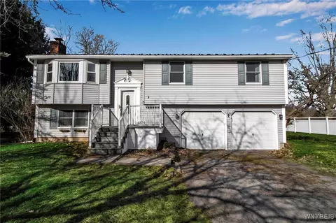 4854 Gasport Rd, Royalton, NY 14067