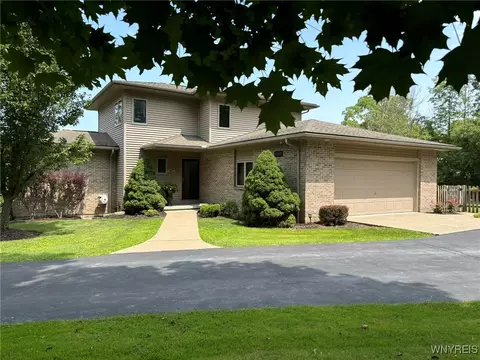 7049 Potter Rd, Evans, NY 14047