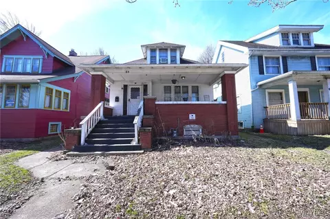 65 Winspear Ave, Buffalo, NY 14214