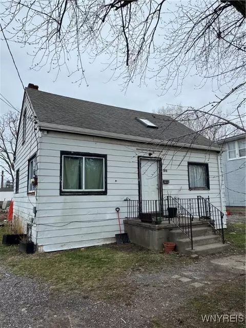 2910 Nevada Ave, Niagara, NY 14305