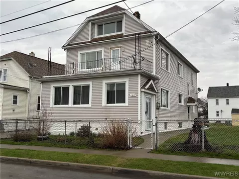 166 Holland Ave, Lackawanna, NY 14218