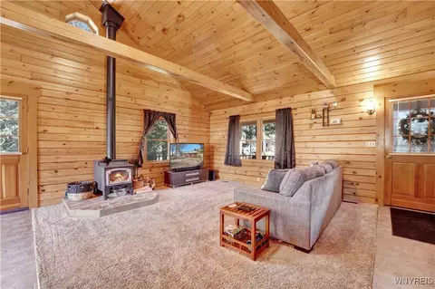 Living - 1775 Birch Cres, Java, NY 14009 photo 2 of 3