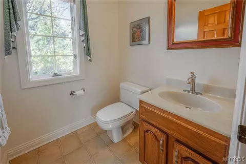 Bath - 7131 Lakeshore Ter, Appleton, NY 14008 photo 7 of 7