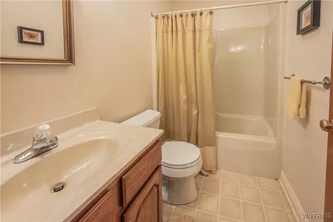 Bath - 7131 Lakeshore Ter, Appleton, NY 14008 photo 5 of 7