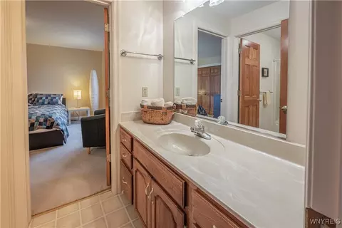 Bath - 7131 Lakeshore Ter, Appleton, NY 14008 photo 4 of 7