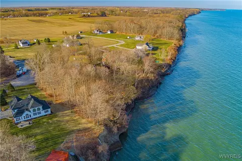 View/Area - 7131 Lakeshore Ter, Appleton, NY 14008 photo 4 of 7